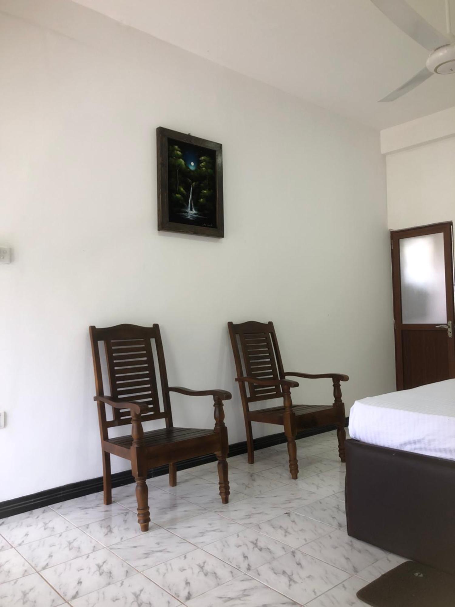 Senarathna Guest House Weligama Buitenkant foto