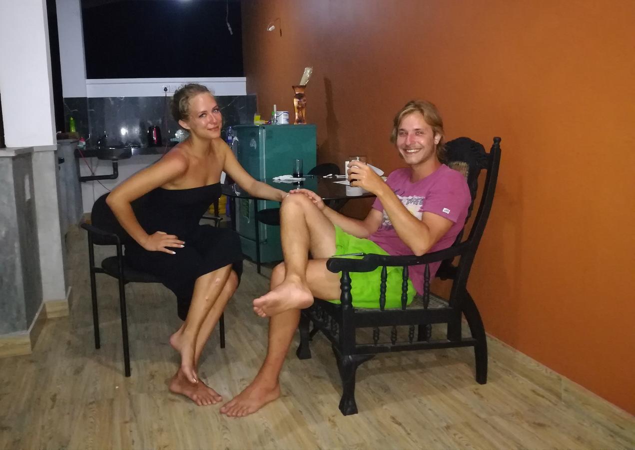 Senarathna Guest House Weligama Buitenkant foto