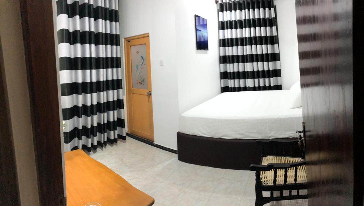 Senarathna Guest House Weligama Buitenkant foto